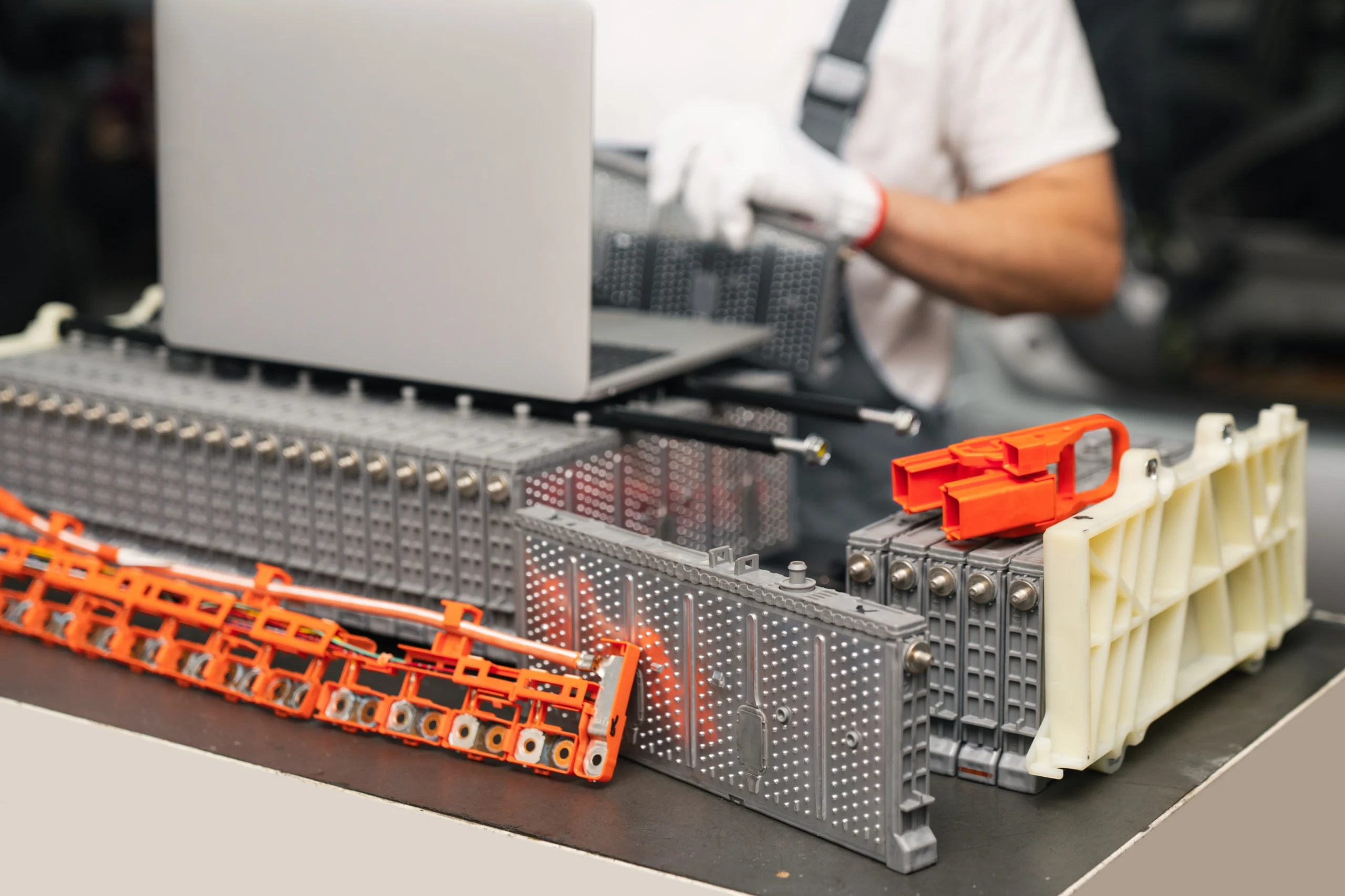 hybrid battery price